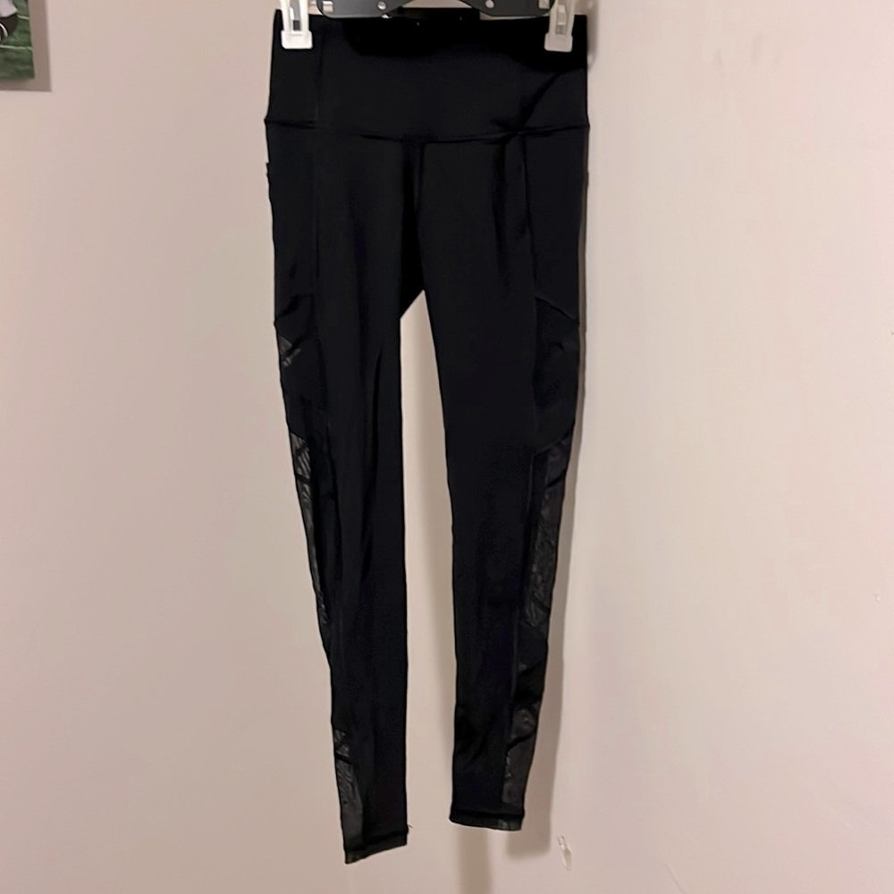 Victoria’s secret leggings. Size Xsmall. Black